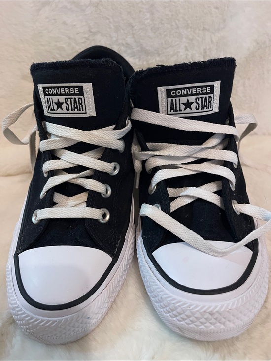 Converse Shoes - Converse Chuck Taylor All Star Madison Low Top